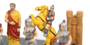 Italfama Battle of Troy Chess Pieces - Resin, Hand-Painted