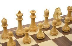 Official World Chess Studio Pieces