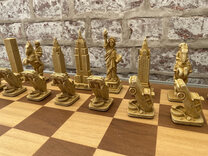 New York Berkeley Chess Set with 4.25 inch King