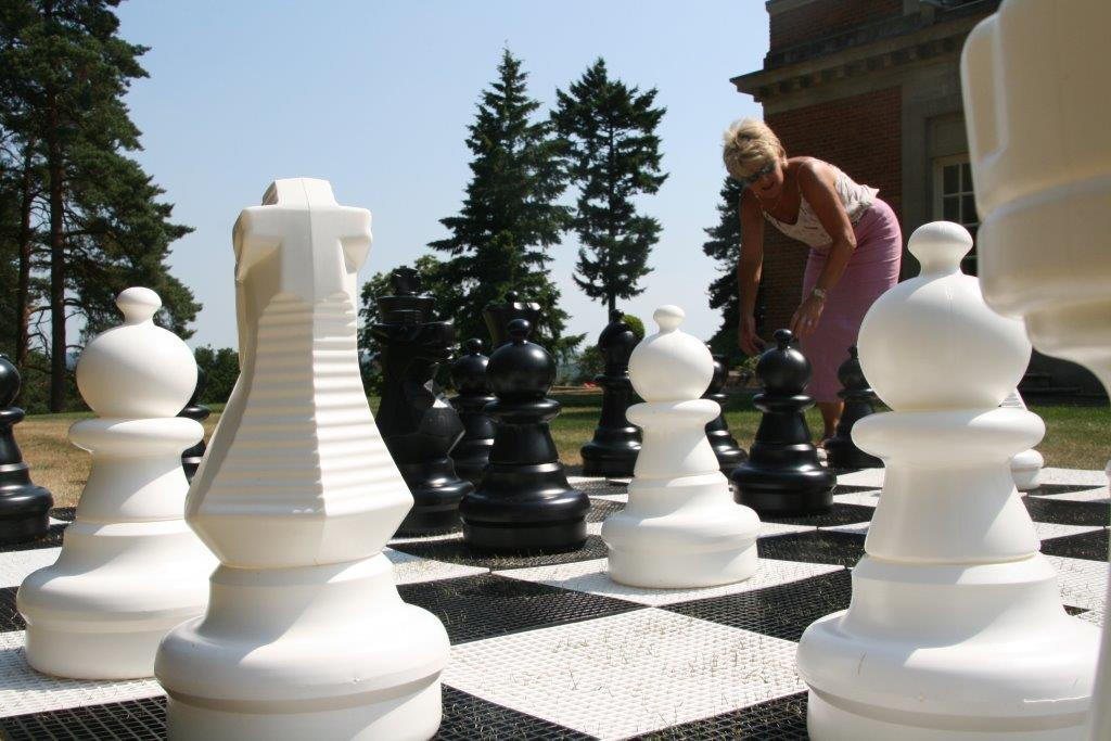 Individual Giant Chess Pieces - Uber Games