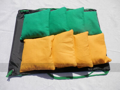 Set of 8 Cornbag Bean Bags for Cornboard / Cornhole in 2 colours [Yellow and Green]