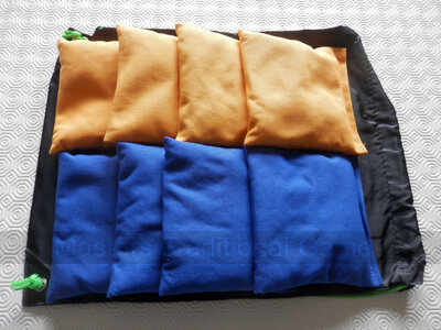 Set of 8 Weatherproof Cornbags for Cornboard / Cornhole in 2 colours [Yellow and Blue]