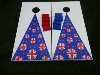 Cornhole - Garden Plus Full Set - 2 boards, 8 bags [Britpop]